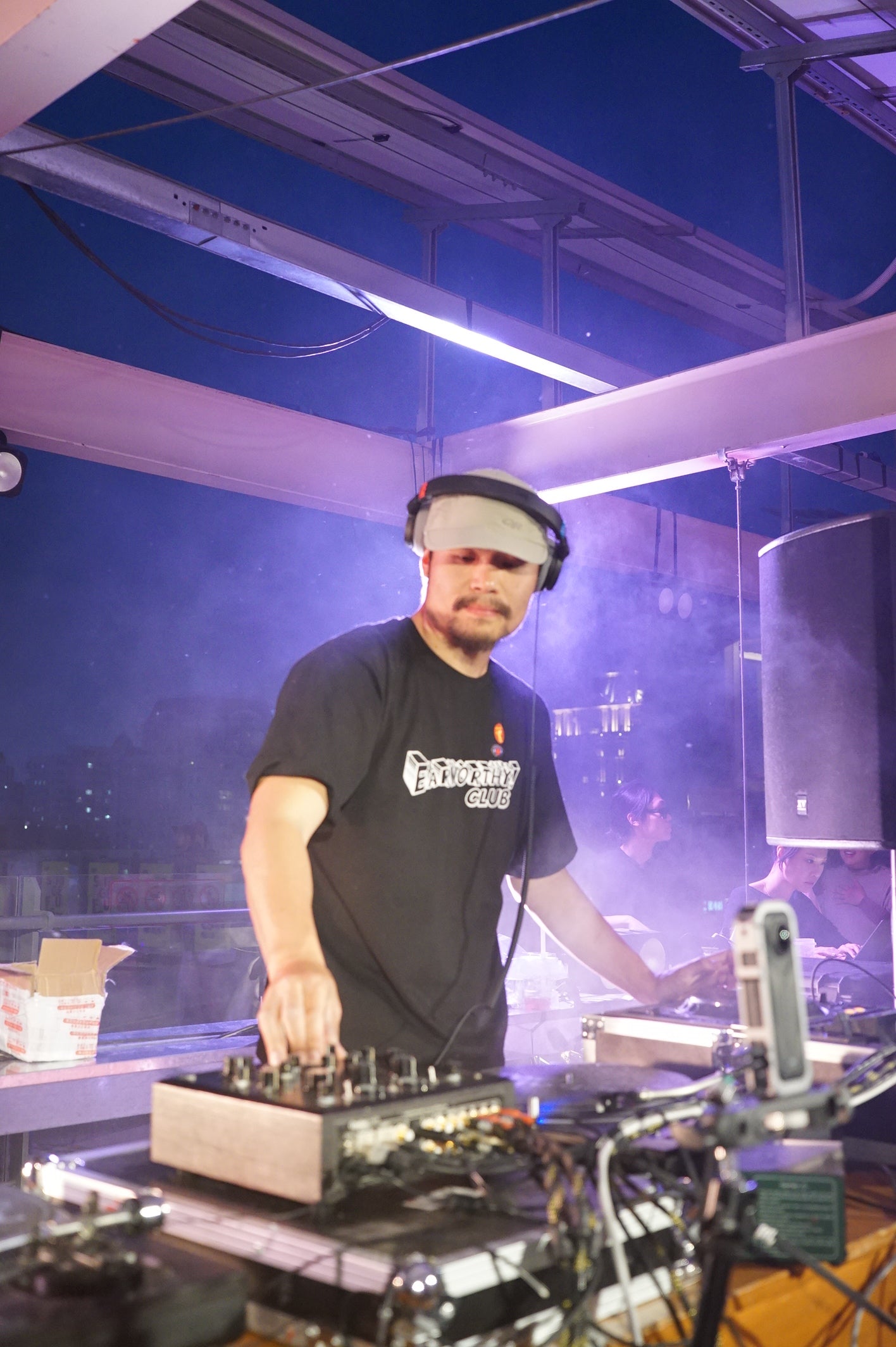 Earworthy @TheBox — preview photo 6